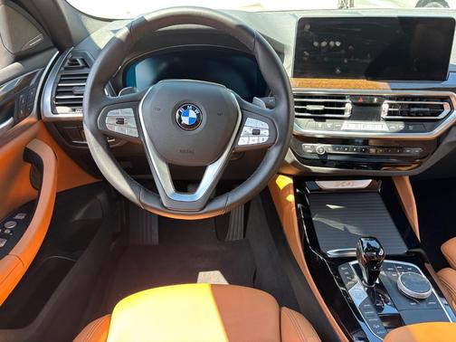 2023 BMW X4 xDrive30i