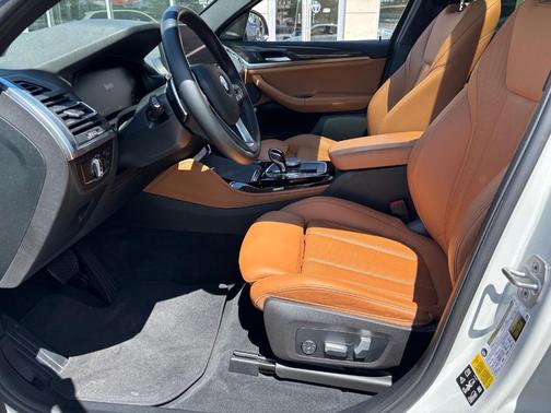 2023 BMW X4 xDrive30i