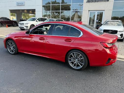 2021 BMW 330 i xDrive