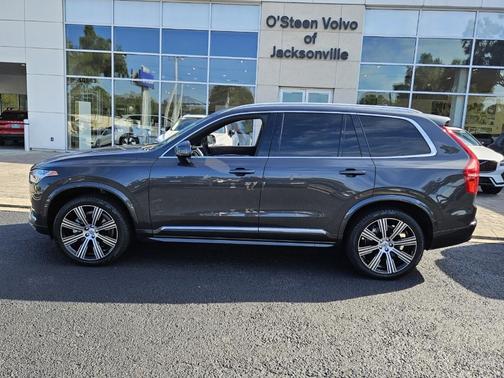 2023 Volvo XC90 B6 Ultimate 7-Seater