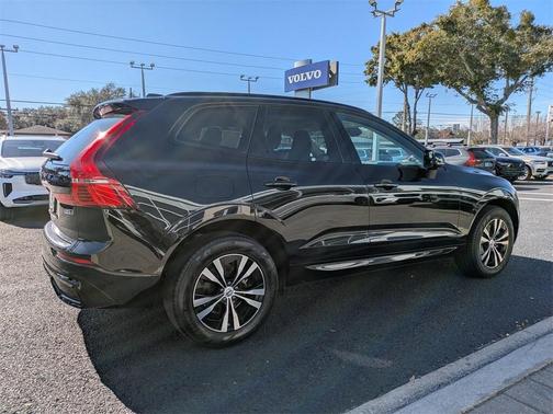 2024 Volvo XC60 B5 Core