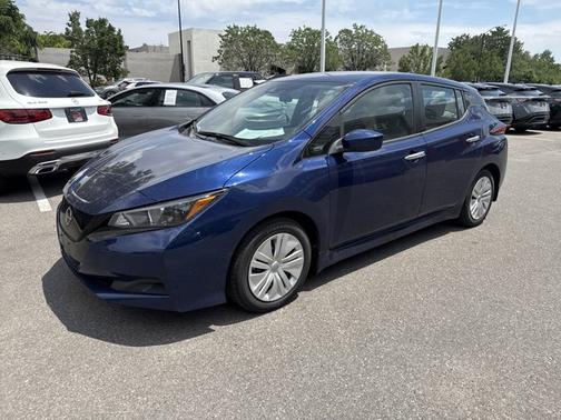 Deep Blue Pearl 2025 Nissan Leaf S