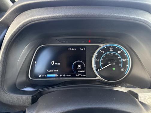 Deep Blue Pearl 2024 Nissan Leaf S