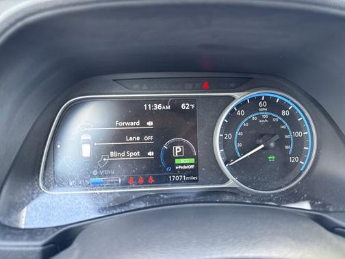 Deep Blue Pearl 2024 Nissan Leaf SV PLUS