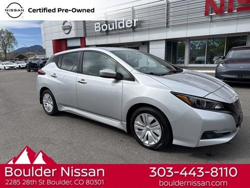 Brilliant Silver Metallic 2024 Nissan Leaf S