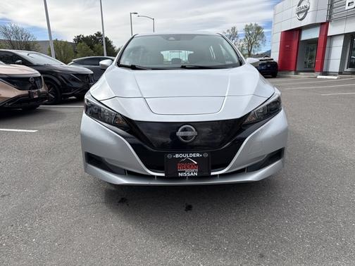 Brilliant Silver Metallic 2024 Nissan Leaf S