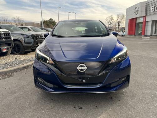 2024 Nissan Leaf SV PLUS