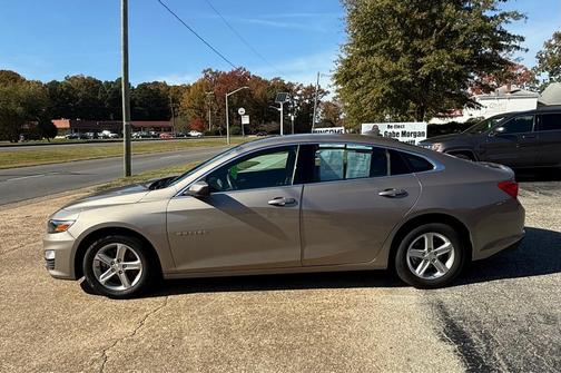2024 Chevrolet Malibu LT