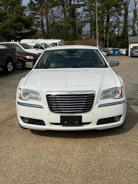 White 2011 Chrysler 300 Limited