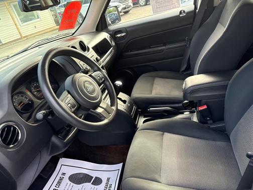 Black 2015 Jeep Patriot Sport