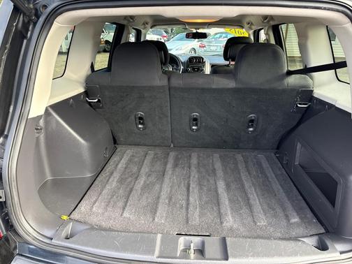 Black 2015 Jeep Patriot Sport