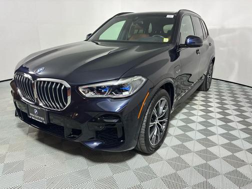 Carbon Black Metallic 2023 BMW X5 PHEV xDrive45e