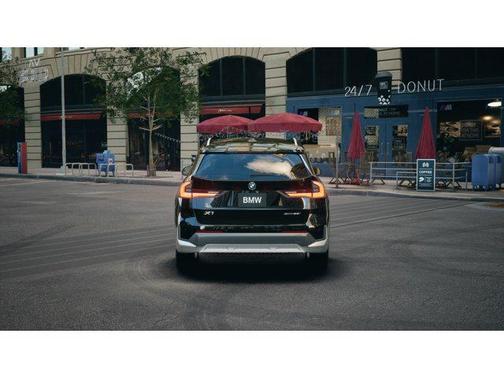 Black Sapphire Metallic 2026 BMW X1 xDrive28i