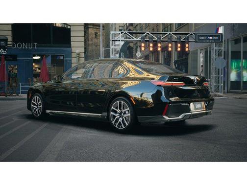 Black Sapphire Metallic 2026 BMW 740 740i xDrive