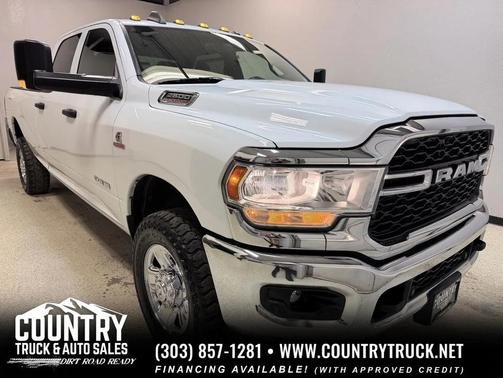 2022 RAM 2500 Tradesman Crew Cab 4x4 8' Box