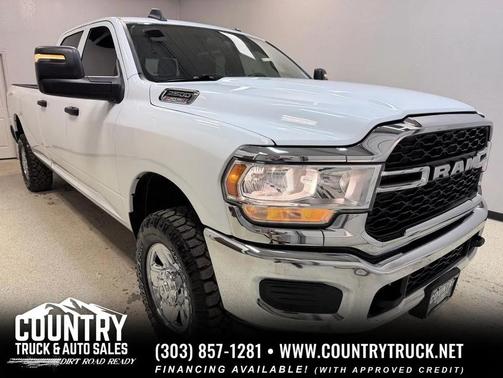 2023 RAM 2500 Tradesman Crew Cab 4x4 8' Box