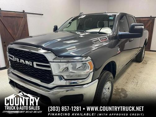 2023 RAM 2500 Tradesman Crew Cab 4x4 8' Box
