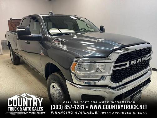 2023 RAM 2500 Tradesman Crew Cab 4x4 8' Box