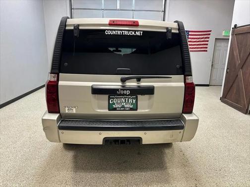 2007 Jeep Commander Sport