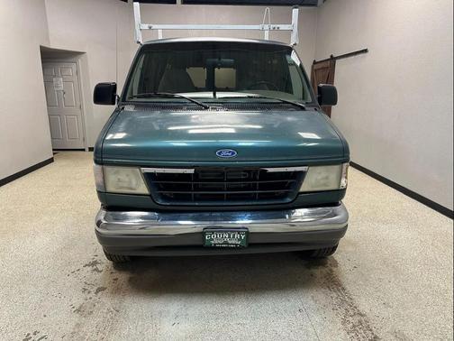 1995 Ford Club Wagon XL