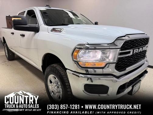 2023 RAM 2500 Tradesman Crew Cab 4x4 8' Box