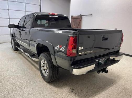 2005 Chevrolet Silverado 2500 LT H/D Crew Cab