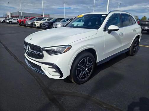 2025 Mercedes-Benz GLC 350e Base