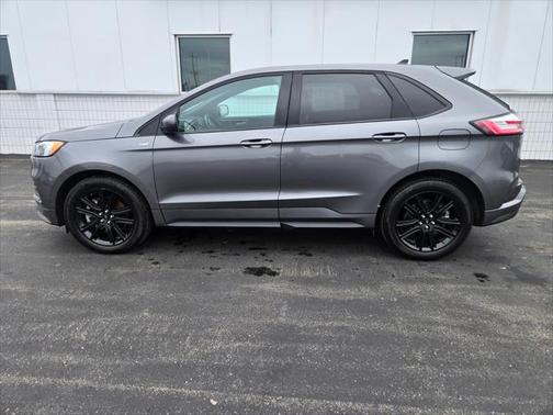 2021 Ford Edge ST Line