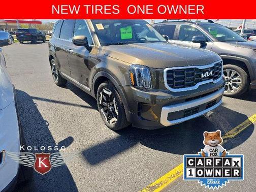 Dark Moss 2025 Kia Telluride S