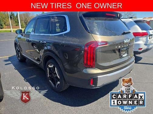 Dark Moss 2025 Kia Telluride S