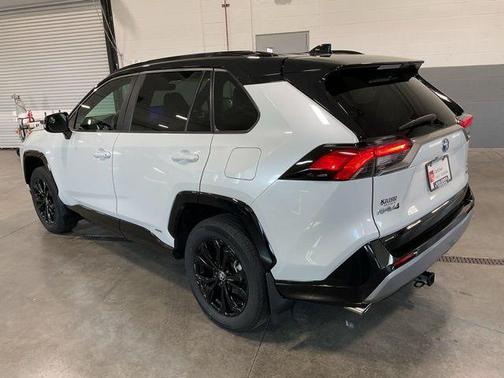 2024 Toyota RAV4 Hybrid SE