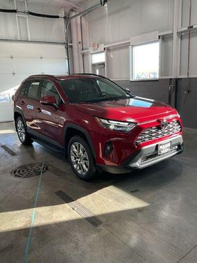2025 Toyota RAV4 XLE Premium