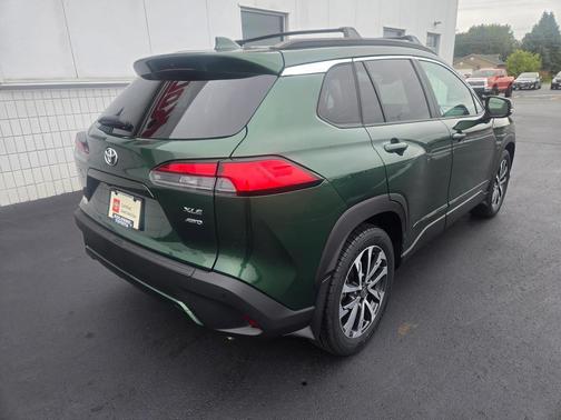 2022 Toyota Corolla Cross XLE