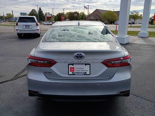 2024 Toyota Camry Hybrid XLE