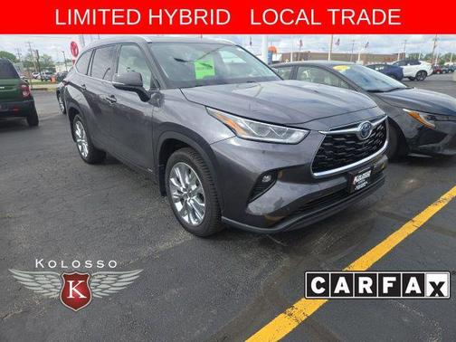 Magnetic Gray Metallic 2022 Toyota Highlander Hybrid Limited