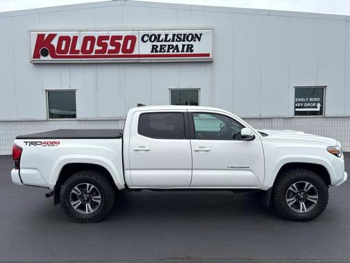 2018 Toyota Tacoma TRD Sport
