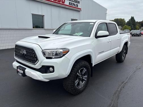 2018 Toyota Tacoma TRD Sport