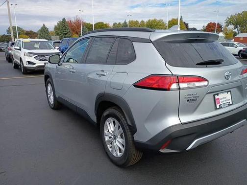 2024 Toyota Corolla Cross LE