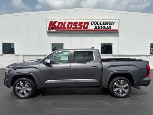 2024 Toyota Tundra Hybrid Capstone