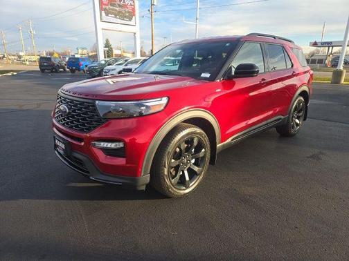 2022 Ford Explorer ST-Line