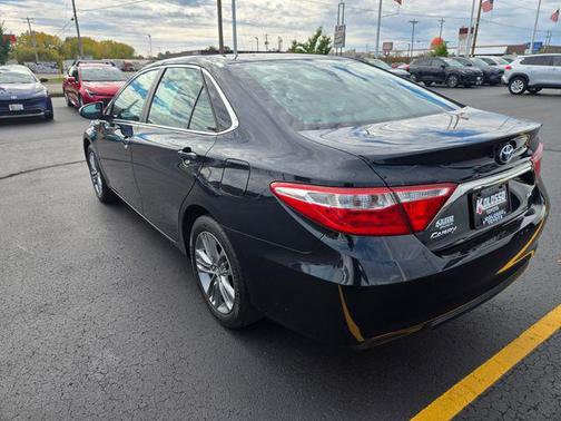 2017 Toyota Camry SE