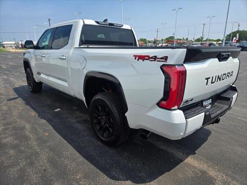 2025 Toyota Tundra Hybrid Platinum