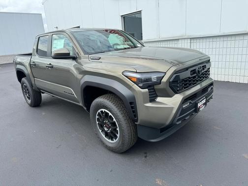 2025 Toyota Tacoma TRD Off Road