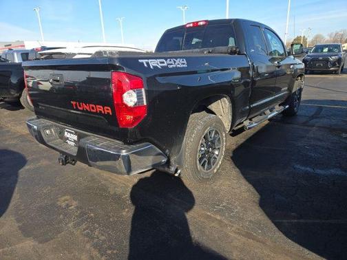 2018 Toyota Tundra SR5