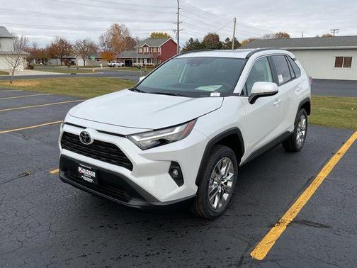 2025 Toyota RAV4 XLE Premium