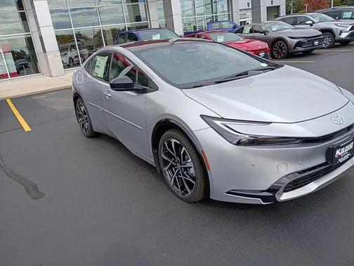 2025 Toyota Prius Plug-In Hybrid XSE Premium