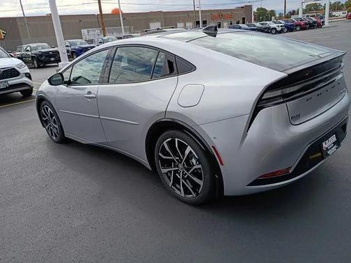 2025 Toyota Prius Plug-In Hybrid XSE Premium