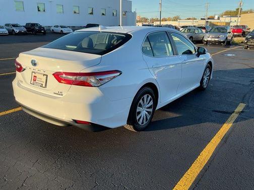 2020 Toyota Camry LE