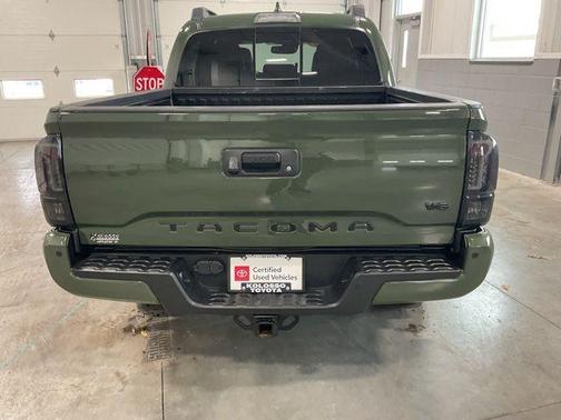 2022 Toyota Tacoma TRD Off Road