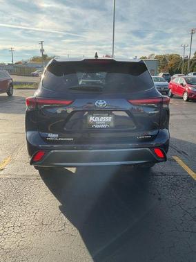 2021 Toyota Highlander Hybrid Limited